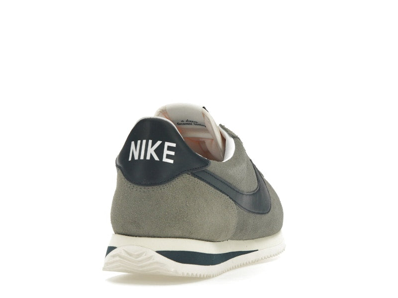 Nike Cortez size? Exclusive Grey