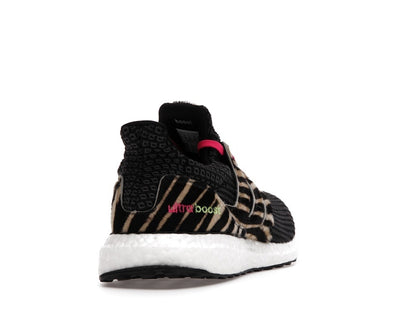 adidas Ultra Boost DNA Zebra