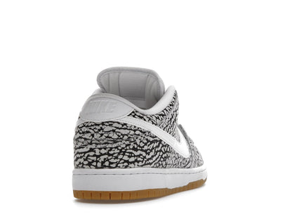 Nike SB Dunk Low Road