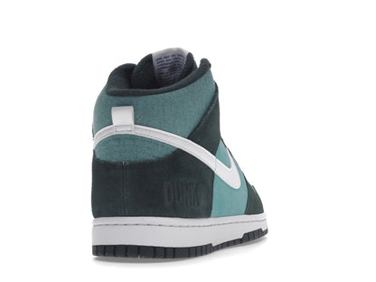 Nike Dunk High Retro SE Athletic Club Pro Green