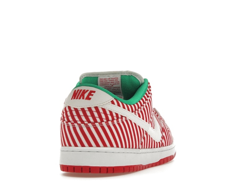Nike SB Dunk Low Candy Cane