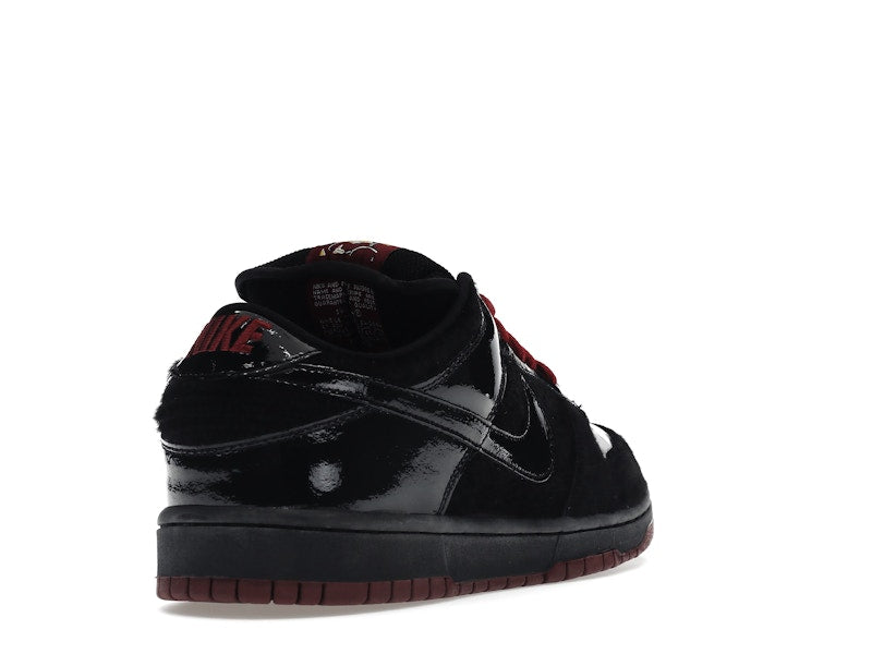 Nike SB Dunk Low Mafia