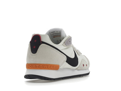 Nike Venture Runner Coconut Milk Light Curry (Women's)