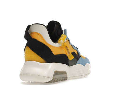 Jordan MA2 University Gold