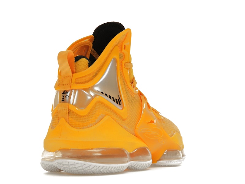 Nike LeBron 19 Hard Hat