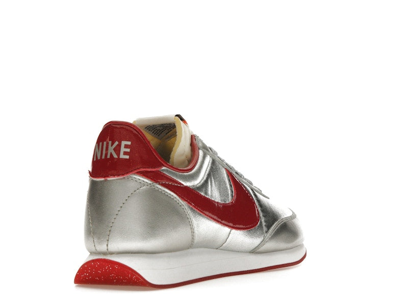 Nike Tailwind Night Track
