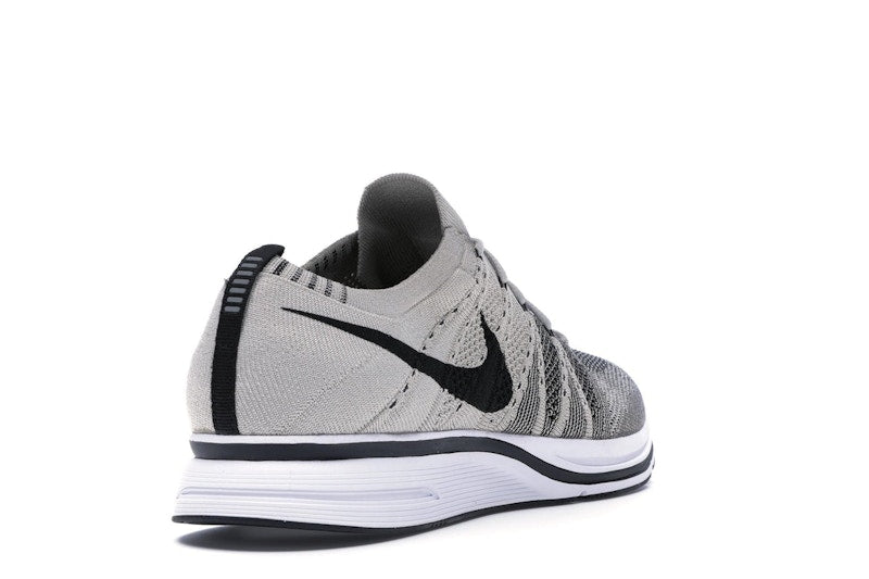 Nike Flyknit Trainer Pale Grey