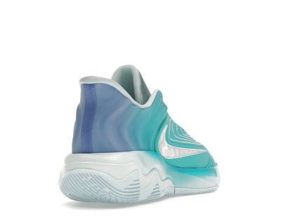 Nike Giannis Immortality 4 Christmas
