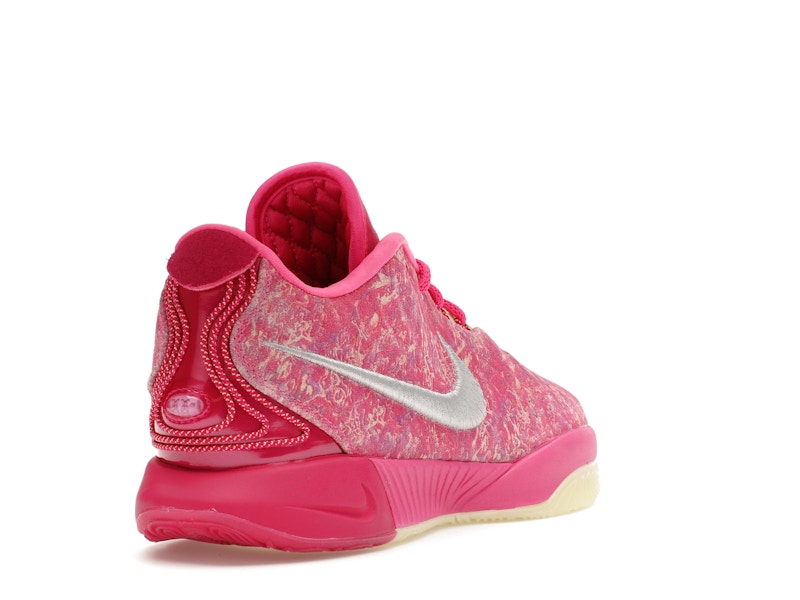 Nike LeBron 21 The World Is Your Oyster