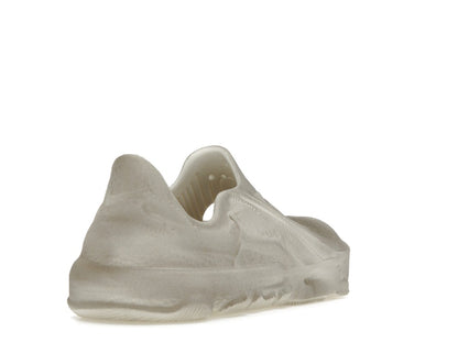 Nike ISPA Universal Natural Black