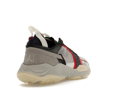 Jordan Delta Breathe Clear Medium Grey