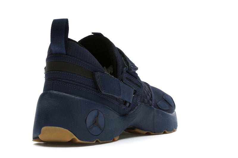 Jordan Trunner LX Navy Gum
