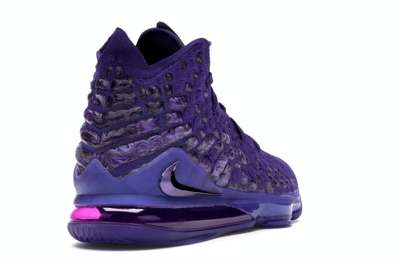 Nike LeBron 17 2K