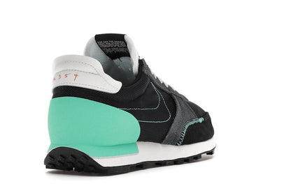 Nike Daybreak Type Black Menta