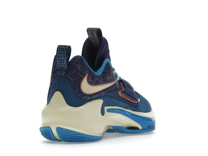 Nike Zoom Freak 3 Everlasting Love