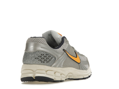 Nike Zoom Vomero 5 Pure Platinum Laser Orange