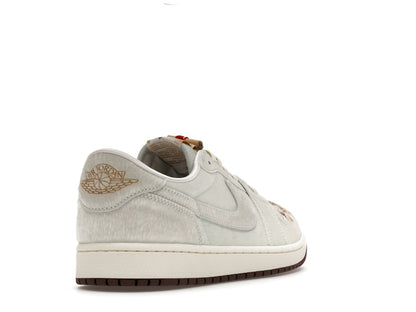 Jordan 1 Retro Low OG Football Grey Sail Light Chocolate