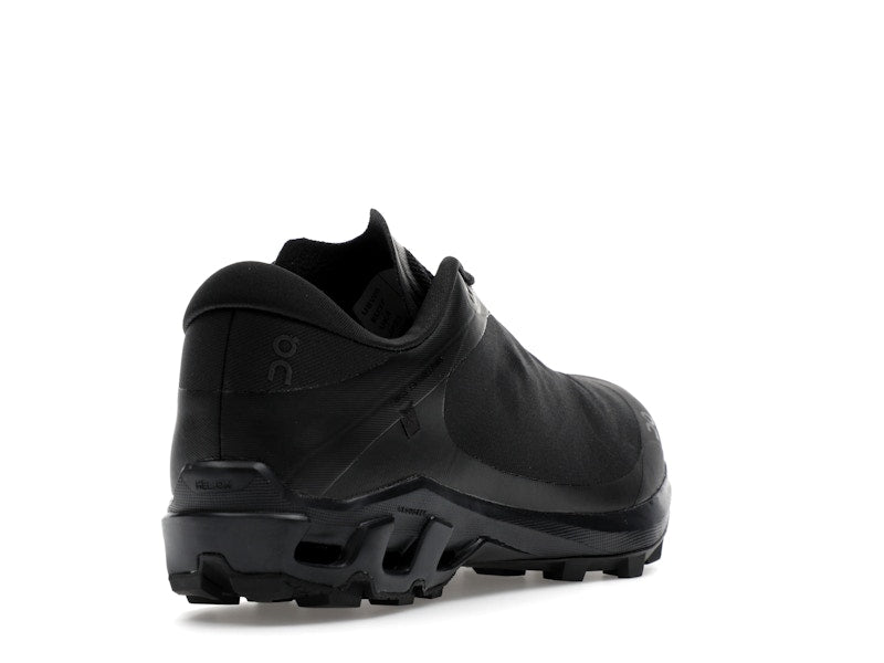 On Running Cloudventure Peak POST ARCHIVE FACTION Black Magnet (Women's)