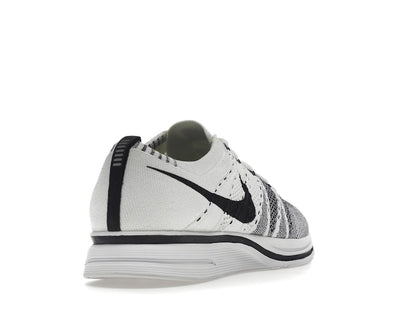 Nike Flyknit Trainer White Black