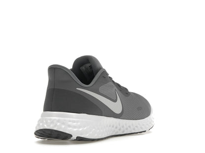 Nike Revolution 5 Cool Grey