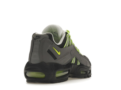 Nike NDSTRKT Air Max 95 Neon
