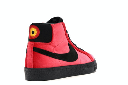 Nike SB Zoom Blazer Mid Kevin and Hell
