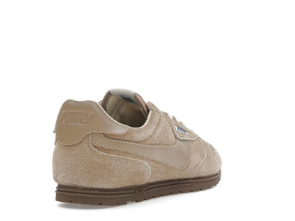 Autry Windspin Low Peanut (Women's)