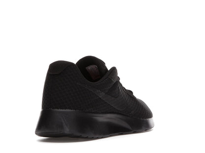 Nike Tanjun Black/Black-Anthracite
