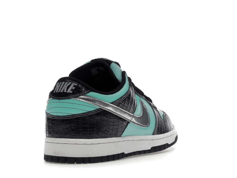 Nike SB Dunk Low Diamond Supply Co.