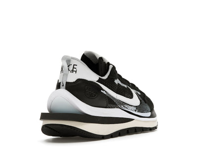 Nike Vaporwaffle sacai Black White