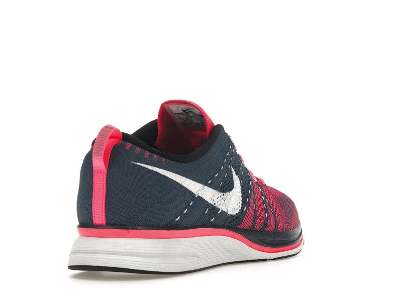 Nike Flyknit Trainer + Squadron Blue/White-Pink Flash
