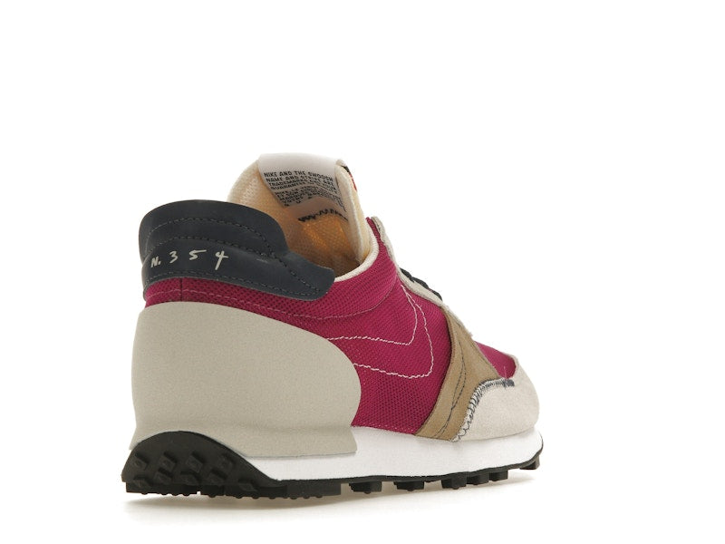Nike Daybreak Type Cactus Flower