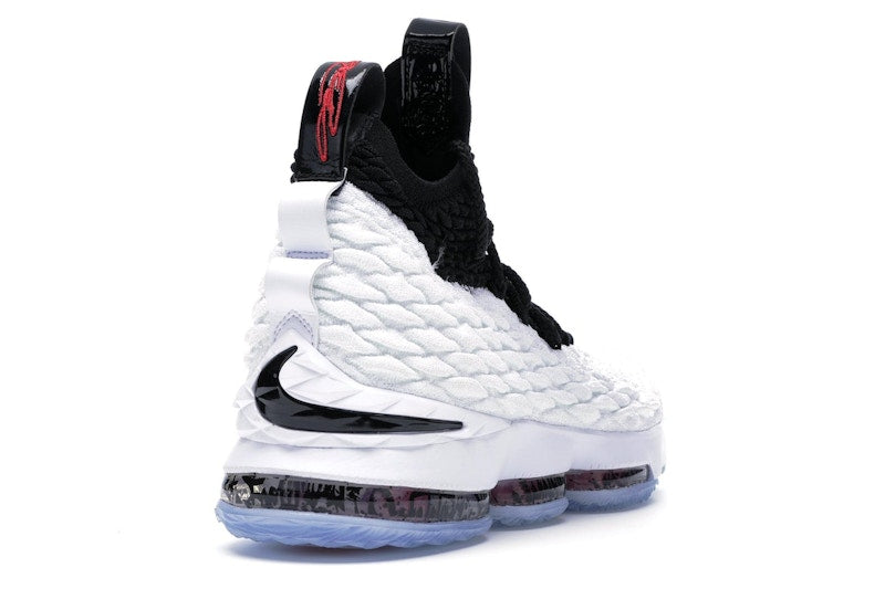 Nike LeBron 15 Graffiti