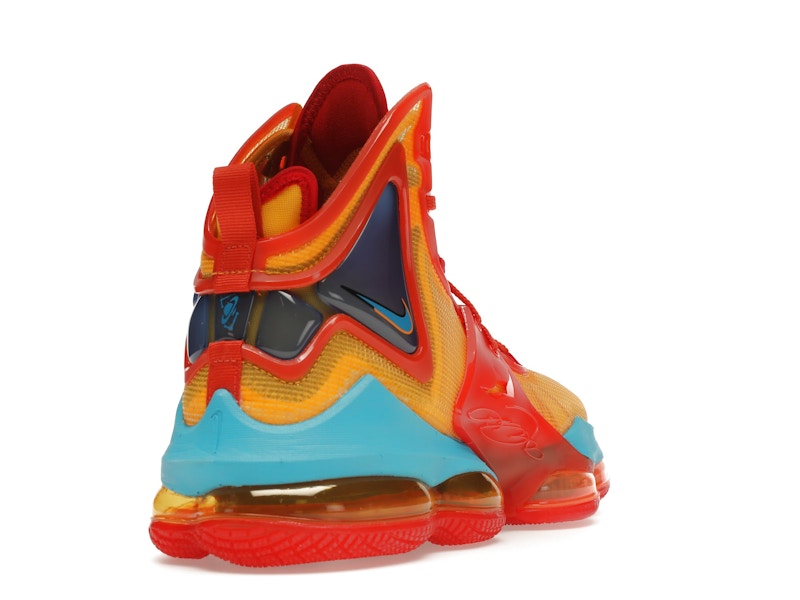 Nike LeBron 19 Tune Squad