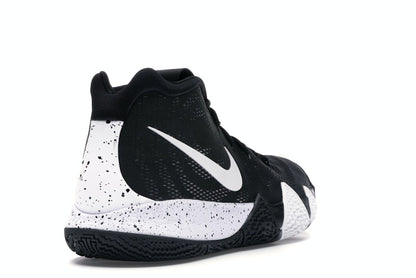 Nike Kyrie 4 Black White