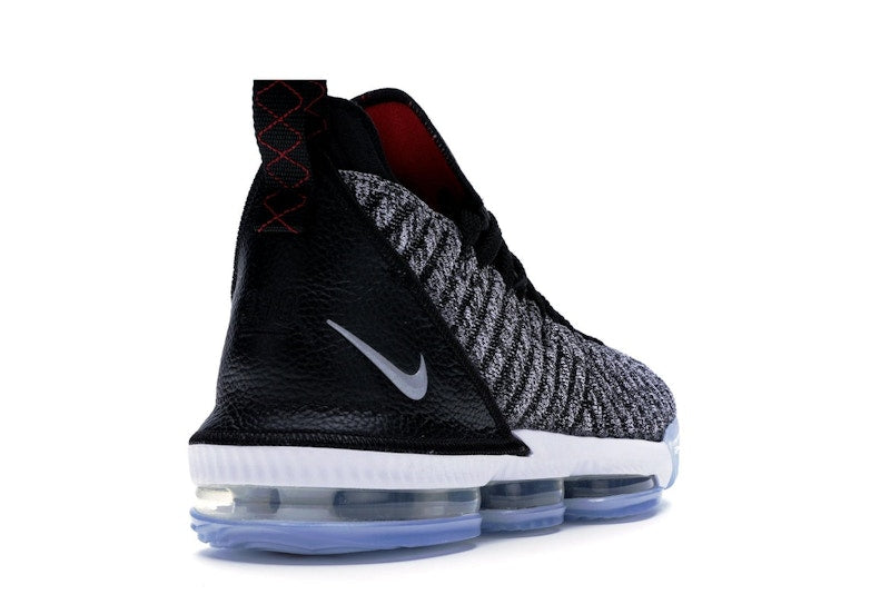 Nike LeBron 16 Oreo