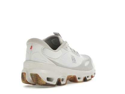 On Running Cloudventure 2 LOEWE Sand