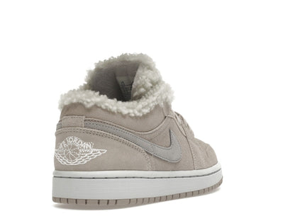 Jordan 1 Low SE Sherpa Fleece (Women's)