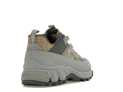 Burberry Arthur Grey Beige Check