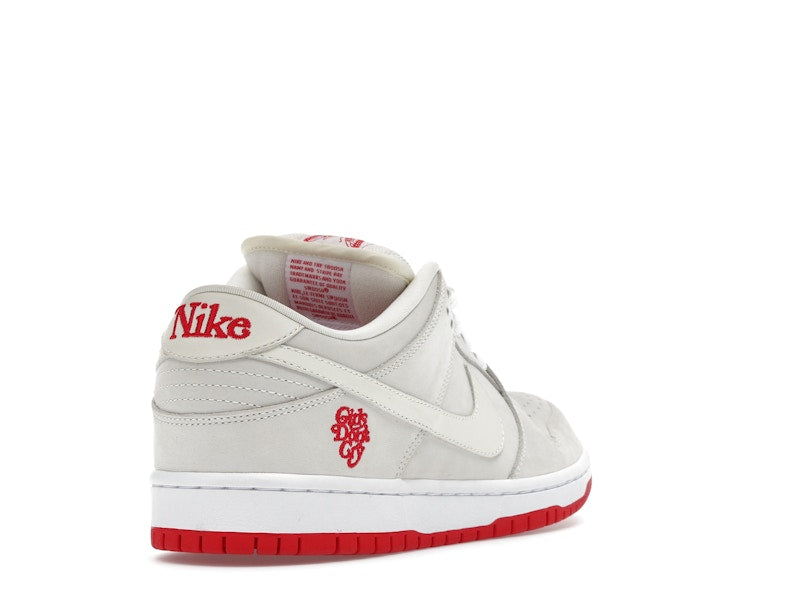 Nike SB Dunk Low Verdy Girls Don't Cry (Friends and Family)