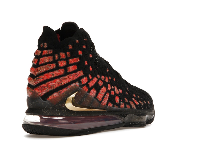 Nike LeBron 17 Courage