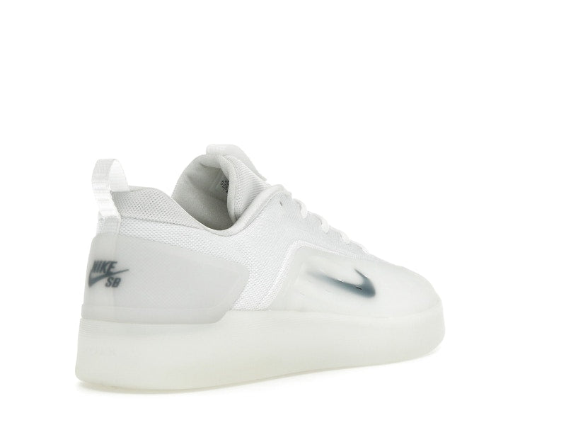 Nike SB Zoom Nyjah 4 White Black