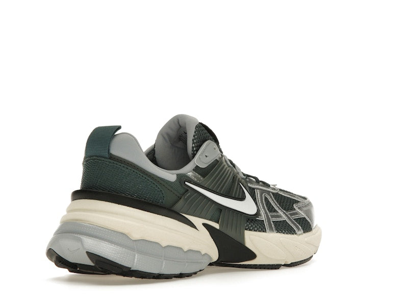 Nike V2K Run Vintage Green