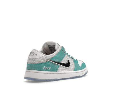 Nike SB Dunk Low April Skateboards (PS)