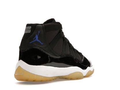 Jordan 11 Retro Space Jam (2000)