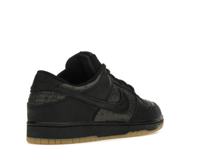 Nike SB Dunk Low Ostrich