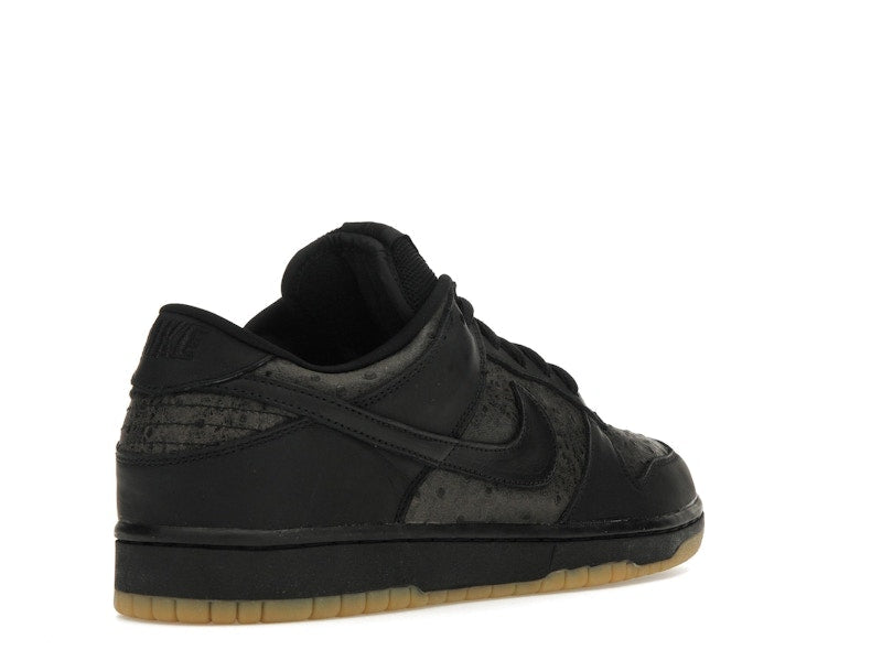 Nike SB Dunk Low Ostrich