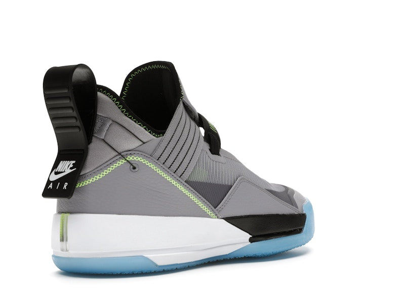 Jordan XXXIII SE Cement Grey
