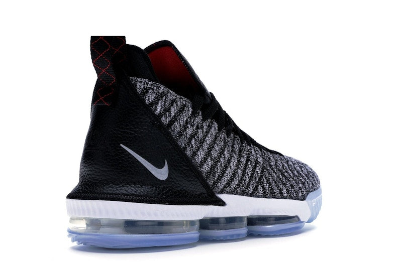 Nike LeBron 16 Oreo