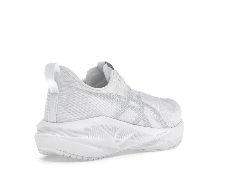 ASICS Novablast 5 White Piedmont Grey